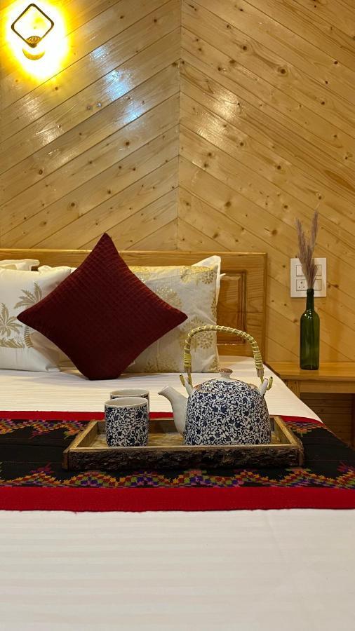 Tree House Latos Tandi Hotel Jibhi Ngoại thất bức ảnh